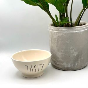 Rae Dunn TASTY cereal bowl